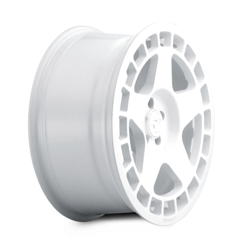 fifteen52 TURRW-88551+45 Turbomac 18x8.5 5x112 45mm ET 66.56mm Center Bore Rally White Wheel