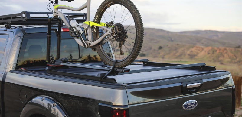 Roll-N-Lock QR401 2019 RAM 1500 65.6in Bed Qwikrak Recreational Bars