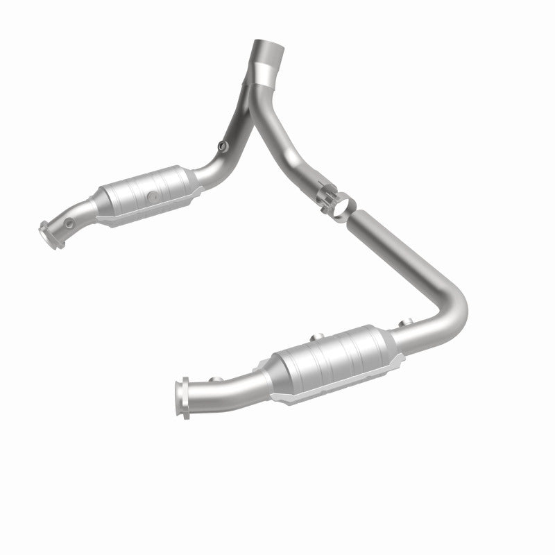 Magnaflow 52451 Conv DF 2007 RAM 1500 V8 5.7 OEM Underbody