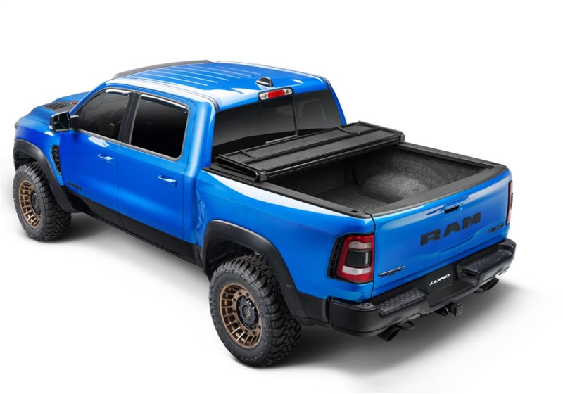 LUND 969259 Lund 19-23 Dodge RAM 1500 5.7ft Bed (w/o RamBox) Hard Fold Tonneau Lund - Black