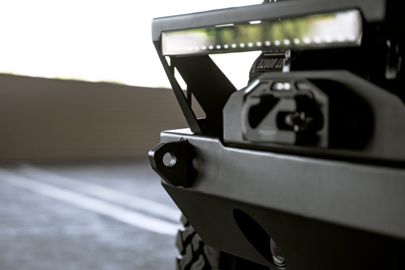 DV8 Offroad FBJL-06 07-23 Jeep Wrangler/Gladiator JT/JK/JL FS-25 Stubby Front Bumper w/Plated Bull Bar