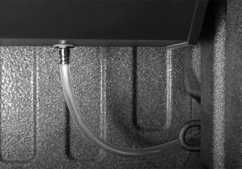 Retrax T-80244 19-22 RAM 1500 5.7ft Bed w/RAMBOX PRO XR