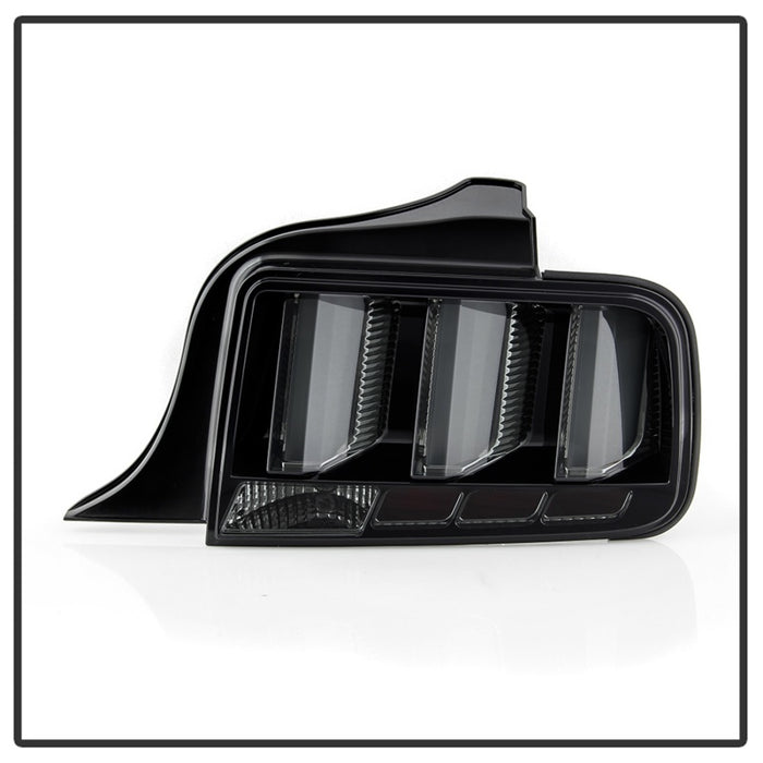 SPYDER 5086709 Spyder 05-09 Ford Mustang (White Light Bar) LED Tail Lights - Smoke ALT-YD-FM05V3-LED-SM