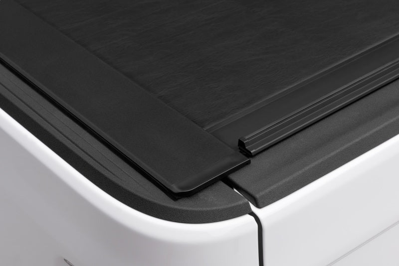 Rugged Ridge 13550.34 Armis Retractable Locking Bed Cover w/o Trail Rails 20-21 Jeep Gladiator JT