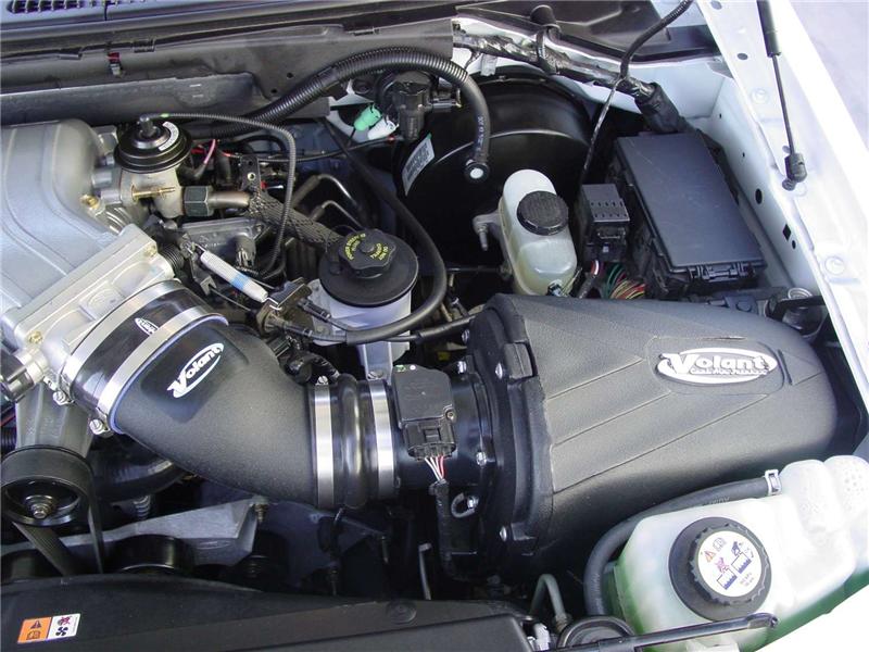 Volant 19955 01-04 Ford F-150 5.4 V8 Pro5 Closed Box Air Intake System