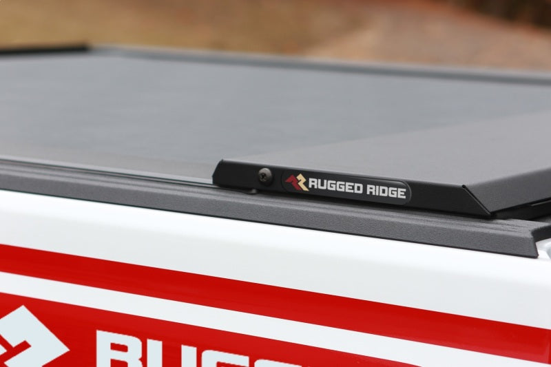 Rugged Ridge 13550.31 Armis Retractable Locking Bed Cover 20-21 JT