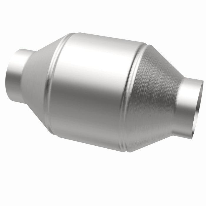 Magnaflow 51656 MagnaFlow Conv Univ 2.5in Inlet/Outlet Center/Center Round 3in Body L x 5in W x 8.75in Overall L
