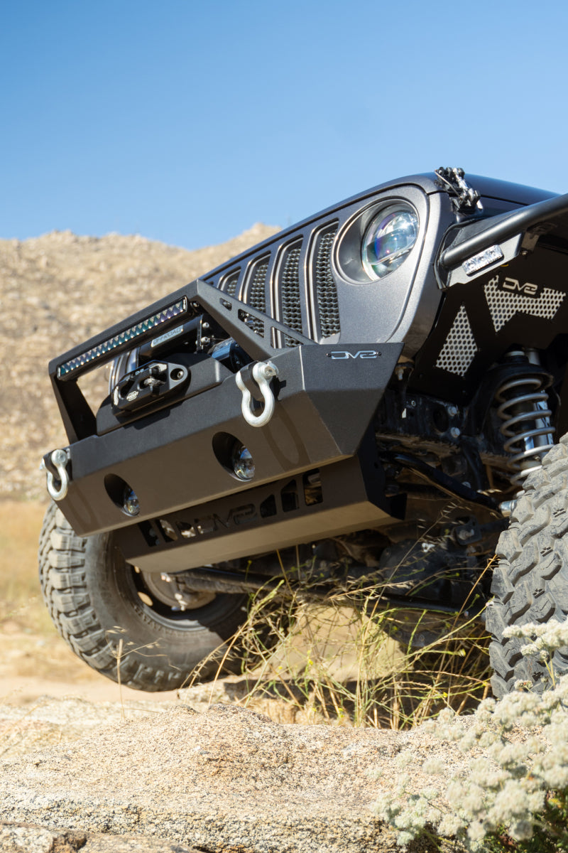 DV8 Offroad SPJL-02 18-23 Jeep Wrangler JL/JT Front Bumper Sway-Bar Disconnect Motor Skid Plate