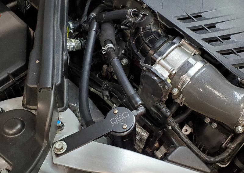 J&L 3106P-B 18-22 Kia Stinger GT 3.3TT Passenger Side Oil Separator 3.0 - Black Anodized
