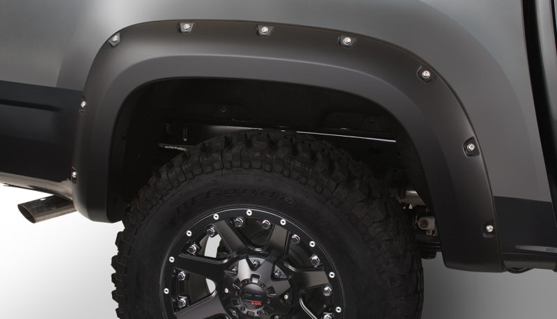 Bushwacker 40970-02 15-18 Chevy ado Fleetside Pocket Style Flares 4pc 74.0in Bed - Black