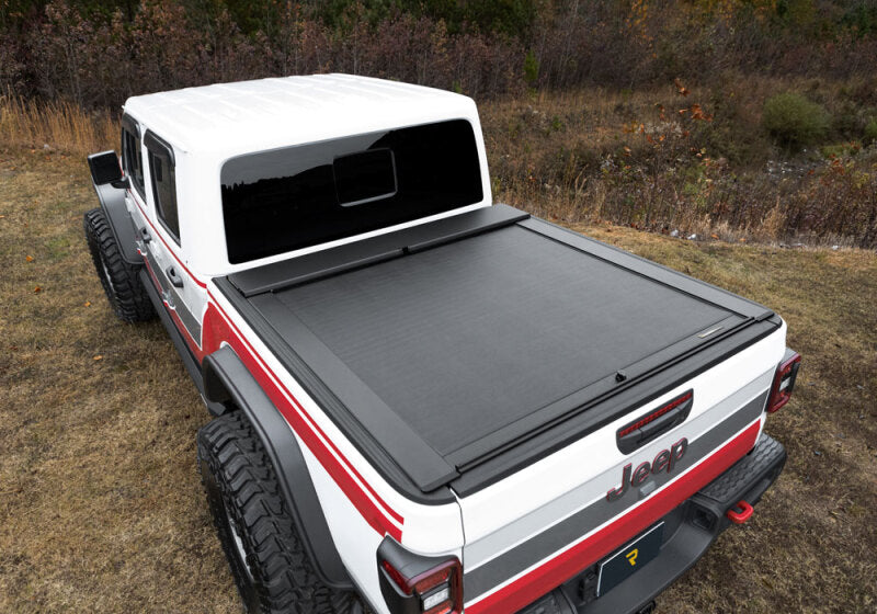 Roll-N-Lock LG495M 2020 Jeep Gladiator 5ft bed (w/ Trail Rail System) M-Series Retractable Tonneau Cover