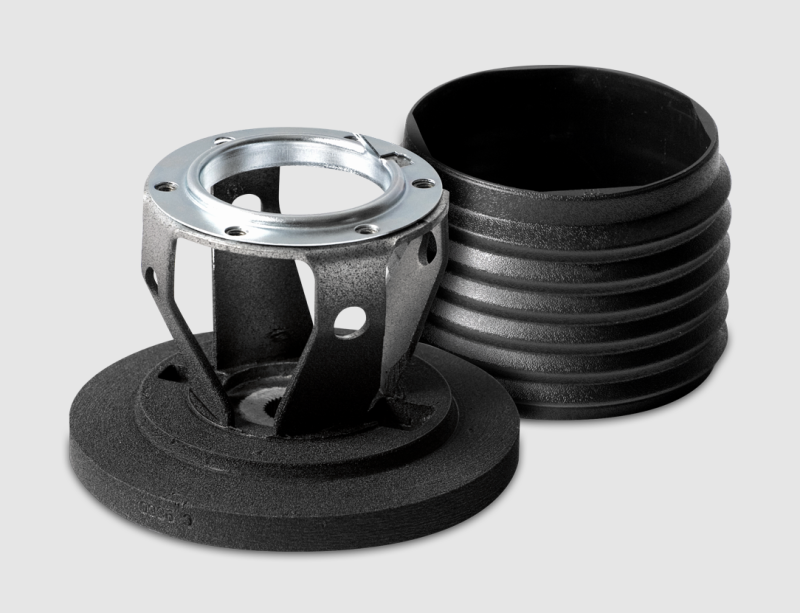 MOMO 2006 Momo 84+ BMW Steering Wheel Hub Adapter