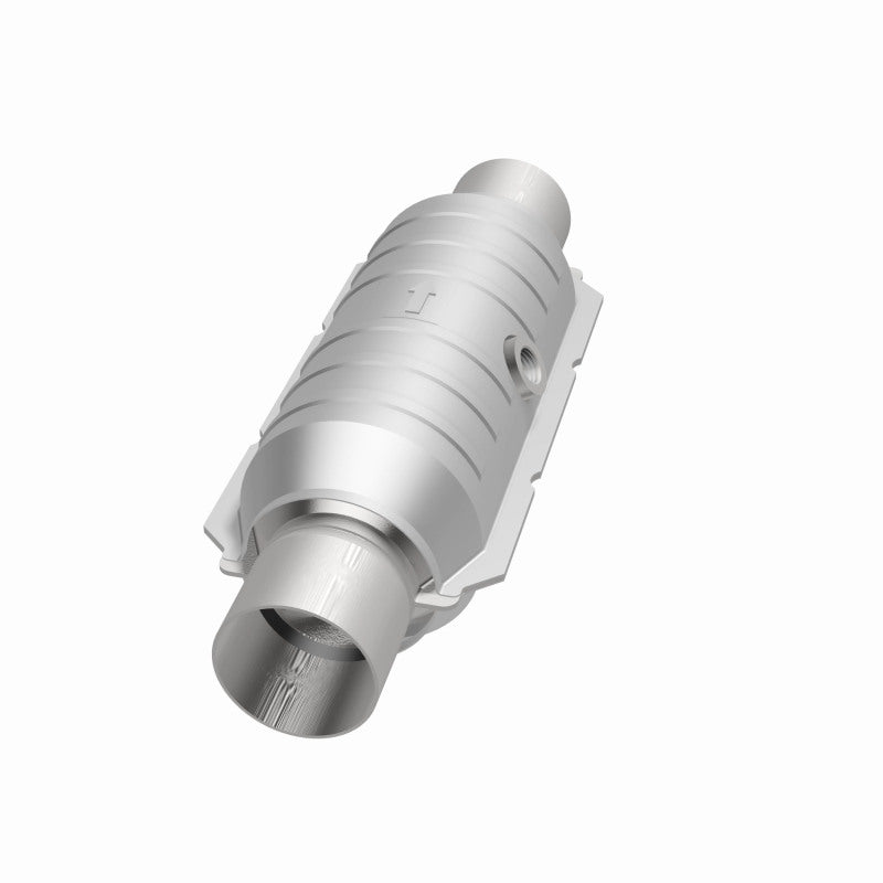 Magnaflow 51356 MagnaFlow Conv Univ 2.5in Inlet/Outlet Center/Center Round 11in Body L x 5.125in W x 15in Overall L
