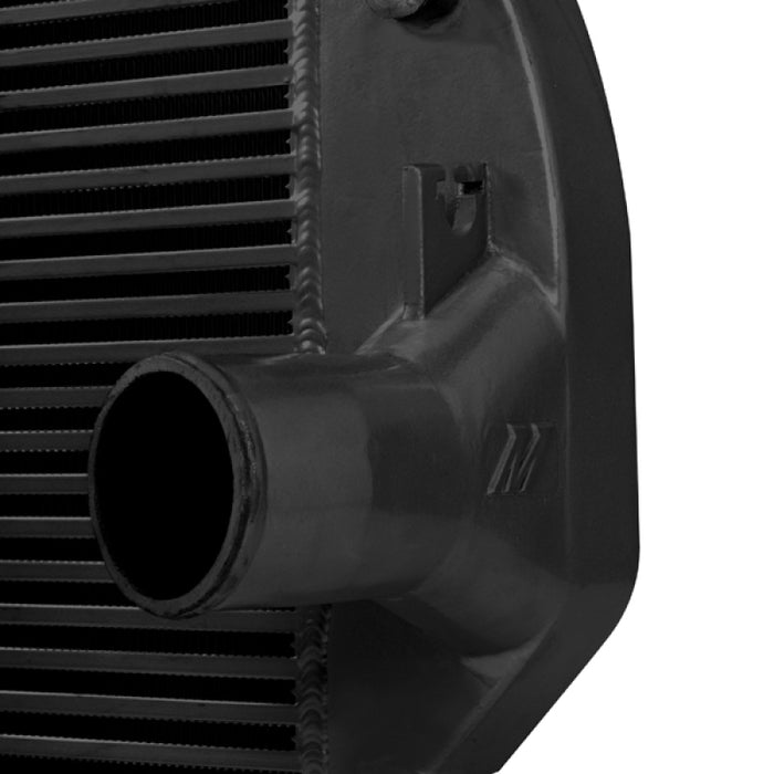 Mishimoto MMINT-DMAX-01BK 01-05 Chevrolet 6.6L Duramax Intercooler (Black)