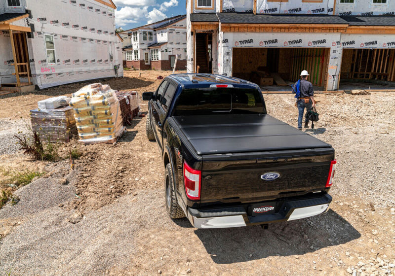 Undercover TR26029 UnderCover 04-21 Ford F-150 5.5ft Triad Bed Cover