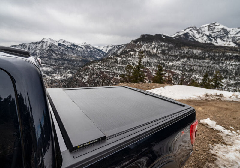 Roll-N-Lock BT151A 17-19 Ford F-250/F-350 Super Duty SB 80-3/8in A-Series Retractable Tonneau Cover