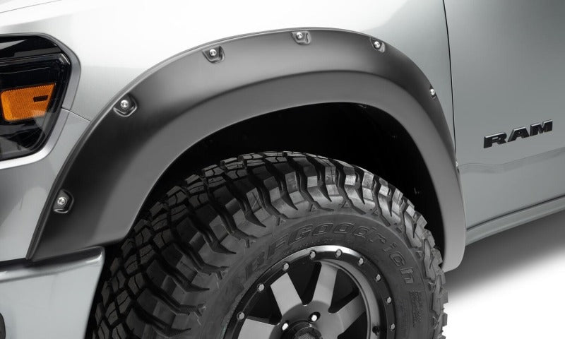 Bushwacker 50053-02 19-22 Dodge RAM 1500 Pocket Style Front Flares 2pc - Black