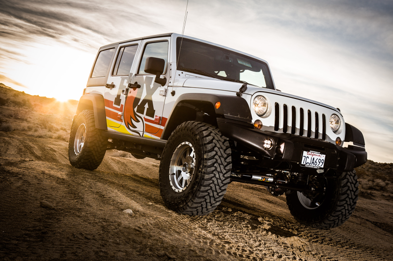 FOX 980-24-642 Fox 07+ Jeep JK 2.0 Performance Series 10.6in. Smooth Body IFP Rear Shock (Alum) / 4-6in Lift