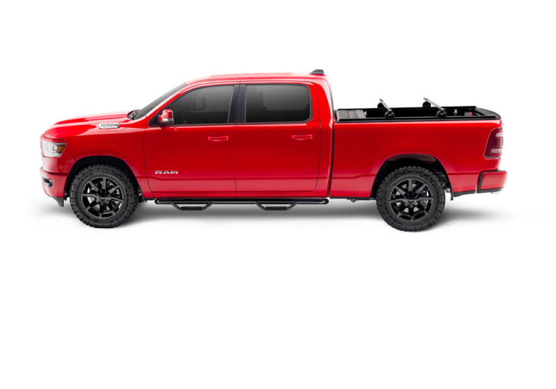 Retrax T-90861 2022 Toyota Tundra CrewMax 5.5ft Bed w/ Deck Rail System PowertraxPRO XR