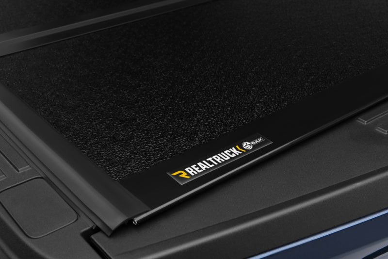 BAK 1126329 15-20 Ford F-150 5ft 6in Bed Flip FiberMax