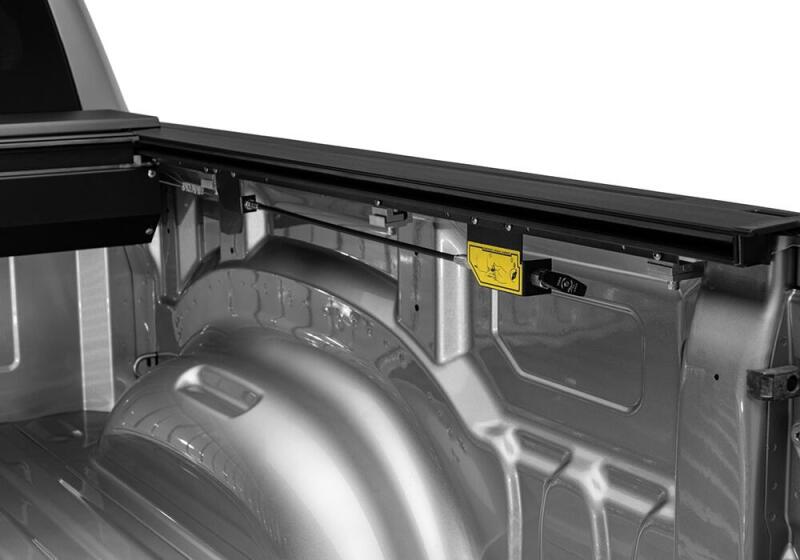 Roll-N-Lock RC151E 17-19 Ford F-250/F-350 Super Duty 80-3/8in E-Series Retractable Tonneau Cover