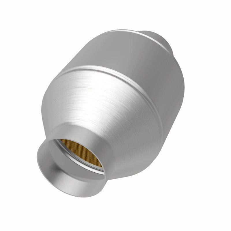 Magnaflow 51656 MagnaFlow Conv Univ 2.5in Inlet/Outlet Center/Center Round 3in Body L x 5in W x 8.75in Overall L