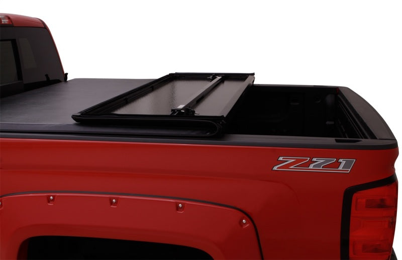 LUND 969155 Lund 07-13 Chevy Silverado 1500 Fleetside (5.8ft. Bed) Hard Fold Tonneau Cover - Black