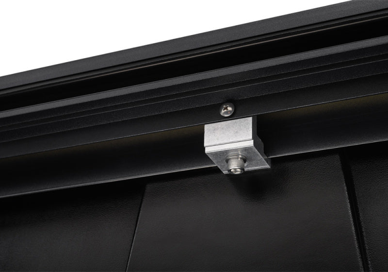 Roll-N-Lock 576A-XT 2022+ Toyota Tundra Ext Cab (78.7in.) A-Series XT Cover