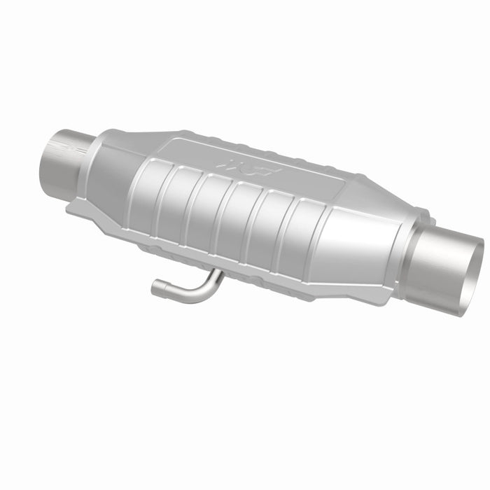Magnaflow 334016 MagnaFlow Conv Universal 2.5 inch T2 Rear