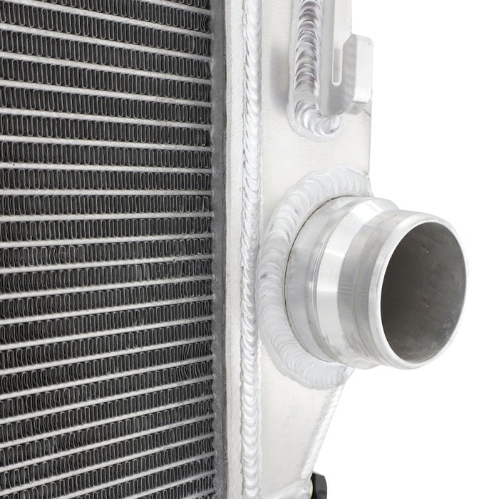 Mishimoto MMRAD-DMAX-17 17-19 Chevrolet/GMC 6.6 L5p Duramax Radiator