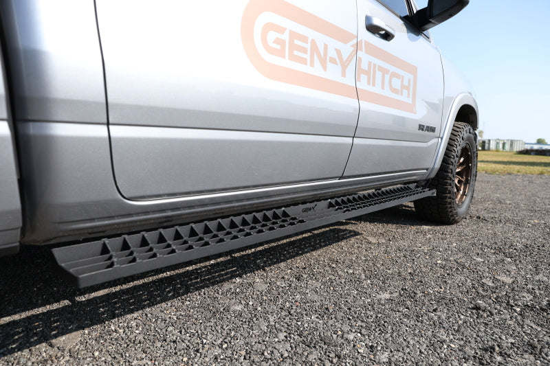 GEN-Y Hitch GH-25004 Gen-Y 11-24 RAM 2500/3500 Crew Cab Running Boards