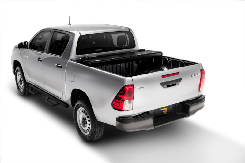Undercover FX41014 UnderCover 16-18 Toyota Tacoma 5ft Flex Bed Cover