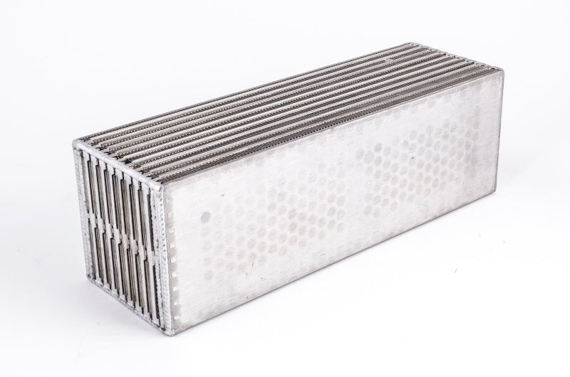 Garrett 717874-6008 H2O / Air CAC (3.80in x 3.80in x 11.70in) - 750 HP