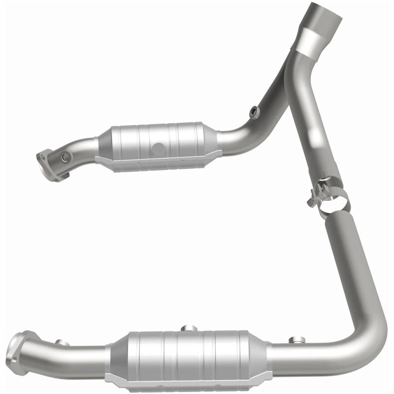 Magnaflow 52451 Conv DF 2007 RAM 1500 V8 5.7 OEM Underbody
