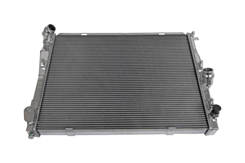 CSF 7001 2006 BMW 325 / 07-09 BMW 328 / 06-10 BMW 330 / 09-10 BMW Z4 Radiator