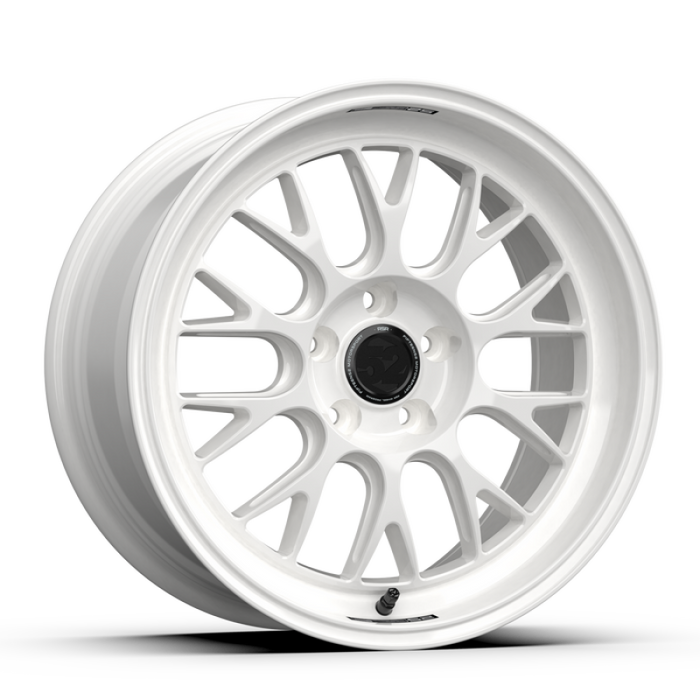 fifteen52 RSHRW-89554+38 Holeshot RSR 18x9.5 5x114.3 38mm ET 73.1mm Center Bore Rally White