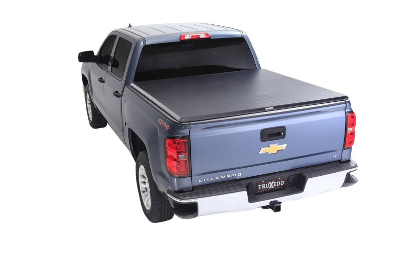 Truxedo 271801 14-18 GMC Sierra & Chevrolet Silverado 1500 5ft 8in TruXport Bed Cover