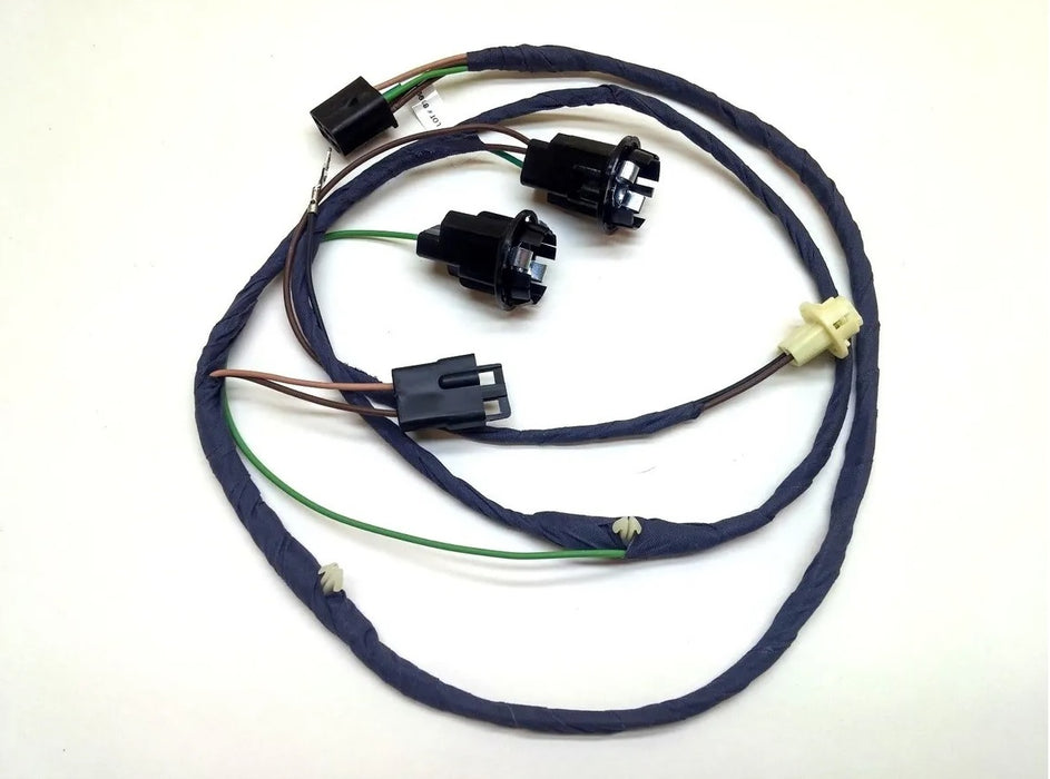 American Autowire AAWNV93592 Rear Body Light Harness