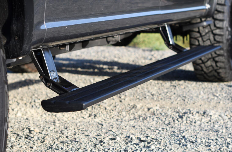 AMP Research 86140-01A 19-23 Ford Ranger / 21-23 Ford Bronco (Excl. Raptor) Smart Series PowerStep - Black