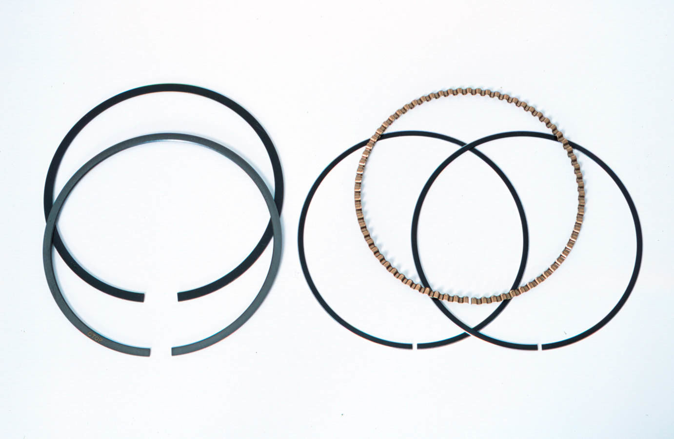 Mahle Pistons MAH3910MS-15 Piston Ring Set 3.910 1.5 1.5 3.0MM