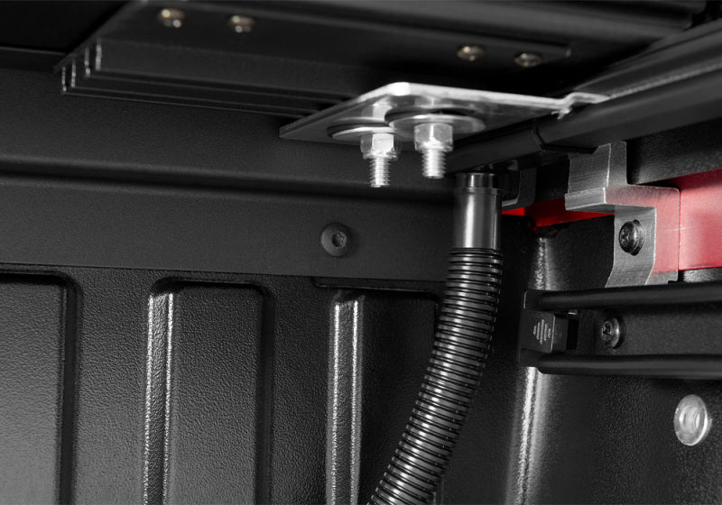 Extang 85830 16-20 Toyota Tacoma (5 ft) Xceed