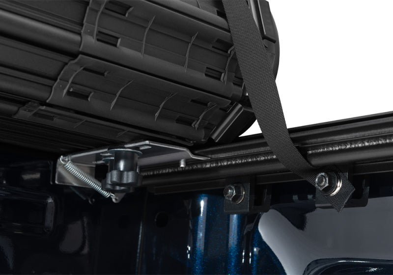 BAK 80339 21-22 Ford F-150 (Incl. 2022 Lightning) Revolver X4s 5.7ft Bed Cover