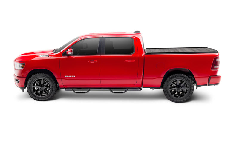 Retrax T-90861 2022 Toyota Tundra CrewMax 5.5ft Bed w/ Deck Rail System PowertraxPRO XR