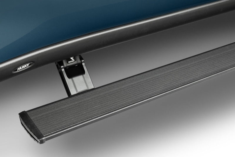 AMP Research 78255-01A 22-23 Chevy/GMC Silverado/Sierra 1500 & 2024 2500/3500HD Double/CC PowerStep Xtreme