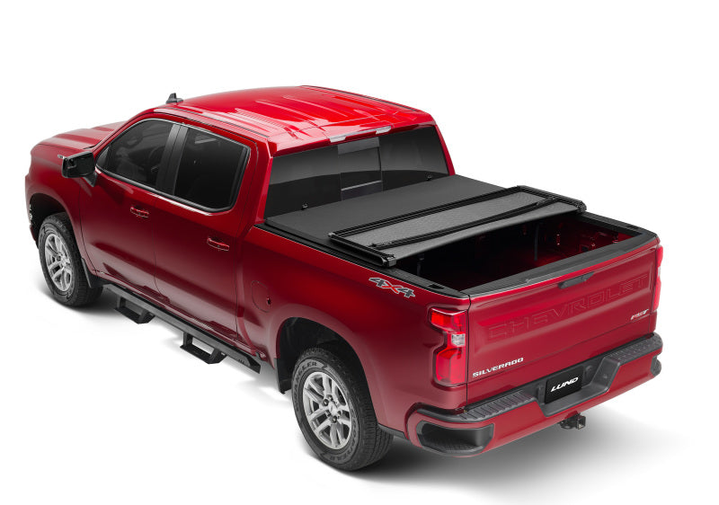LUND 958192 Lund 14-17 Chevy Silverado 1500 (5.5ft. Bed) Genesis Elite Tri-Fold Tonneau Cover - Black