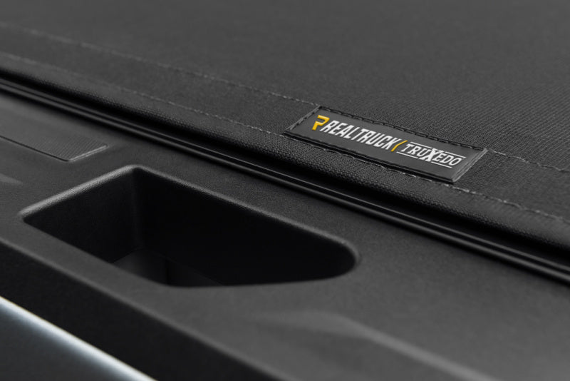 Truxedo 1450001 2023 GMC Canyon / Chevrolet Colorado 5ft 2in Bed Pro X15 Tonneau Cover - Matte Black