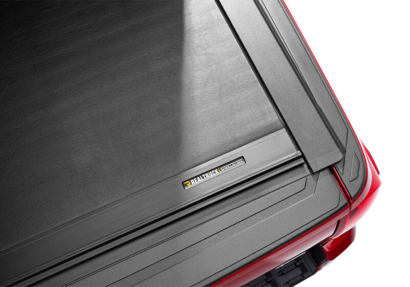 Roll-N-Lock LG530M 16-18 Toyota Tacoma Crew Cab SB 60-1/2in M-Series Retractable Tonneau Cover