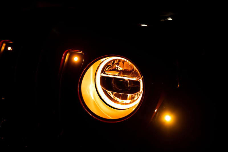 DV8 Offroad HLCJL-01 2018+ Jeep Wrangler JL/Gladiator LED Projector Headlights