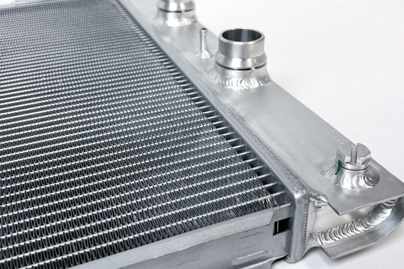 CSF 7218 06-10 BMW E60 M5 / 06-10 BMW E63/E64 M6 Aluminum High-Performance Radiator