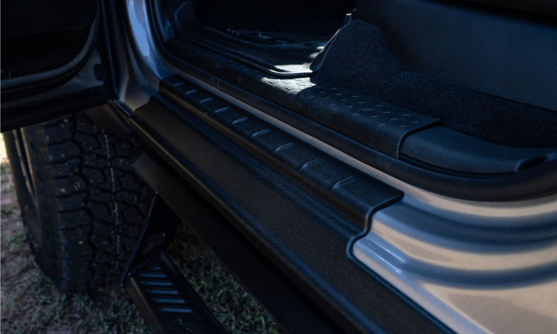 Bushwacker 14086 09-19 RAM 1500/2500/3500 Trail Armor Rocker Panel and Sill Plate Cover - Black